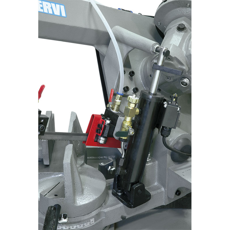 METAL BAND SAW WITH MANUAL AND GRAVITATIONAL HYDRAULIC FEED thumbnail 2
