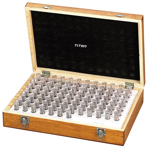 Bộ dưỡng đo lỗ FERVI S091, từ 1-10mm, làm bằng thép có độ cứng cao