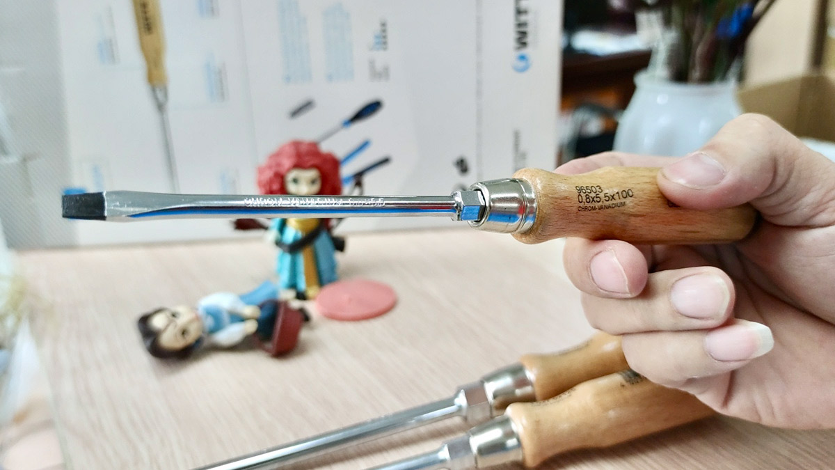 96500 Tua vít dẹt cán gỗ tự nheien, tua vít đóng WITTE