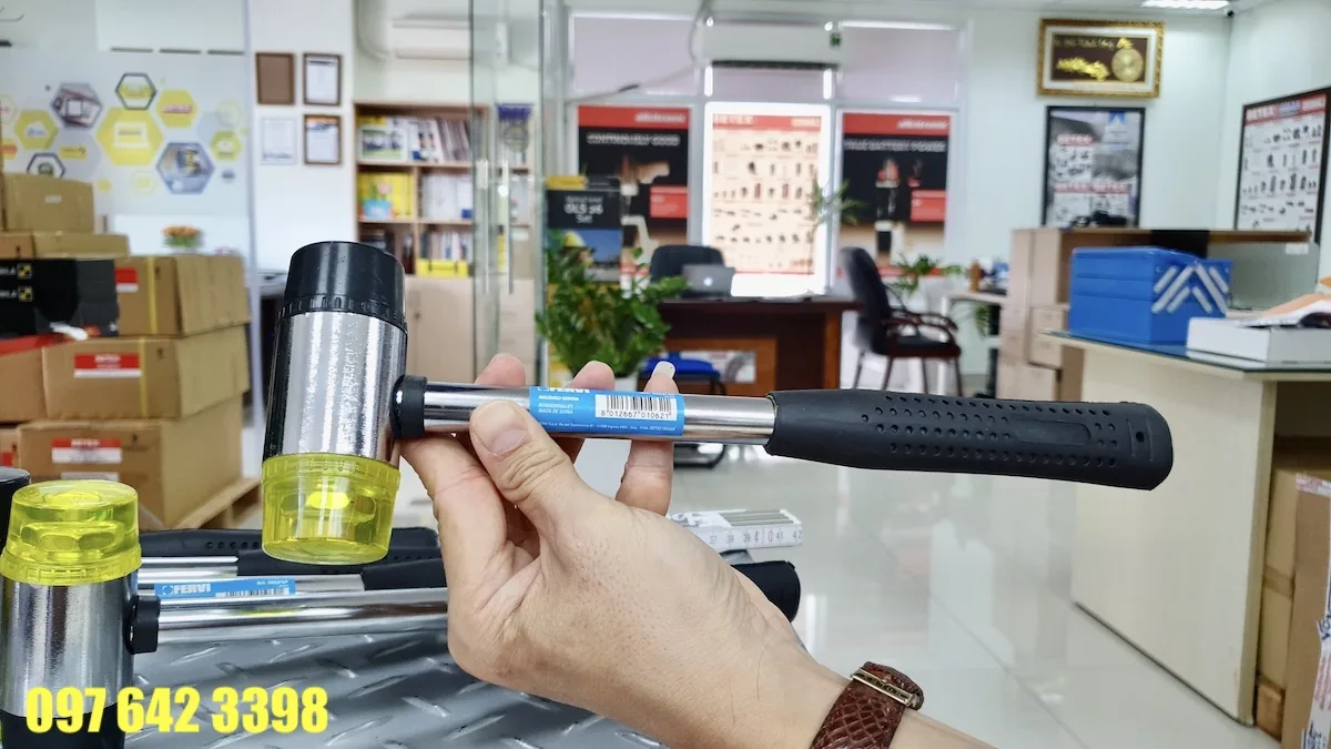 Búa nhựa đầu tròn 40mm, cán sắt bọc cao su