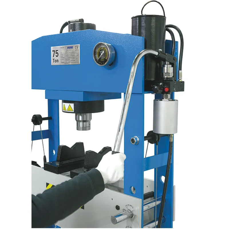 Pneumatic hydraulic shop press 75 ton FERVI P001-75, foot control, two-speed lever thumbnail 4