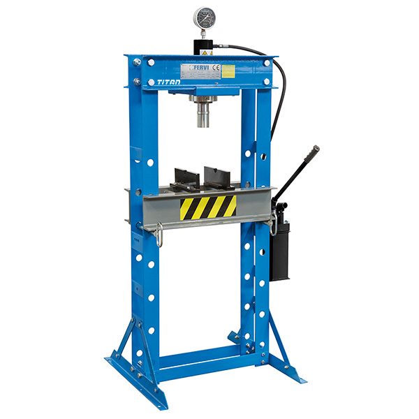 Máy ép thủy lực 30 tấn FERVI P001/30, bơm 2 cấp tốc độ, xylanh động.