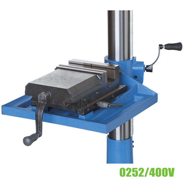 Máy khoan đứng 0252/400V, trục côn kiểu CM4, bàn máy 460x425mm thumbnail 4