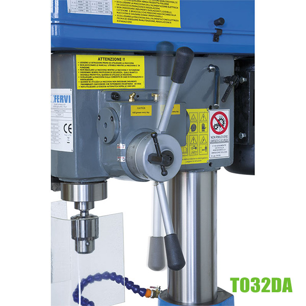 tay xoay điều khiển trục máy T032DA