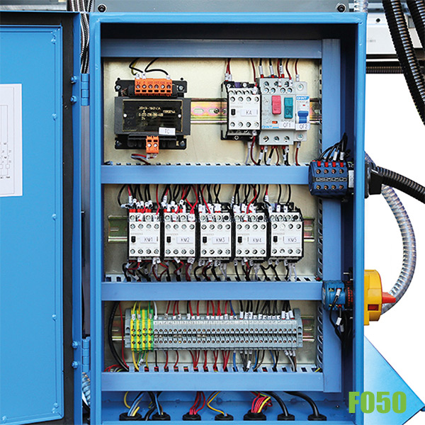 động cơ 1500W máy phay F050 Fervi