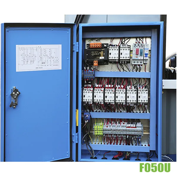 Máy phay vạn năng F050U, công suất 1500W, hành trình trục 120mm Fervi thumbnail 5