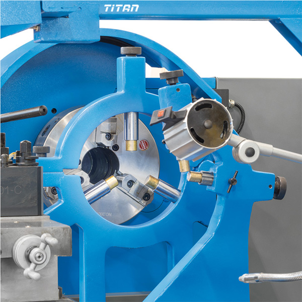 Máy tiện đa năng Fervi T095F công suất 7,5kW có màn hình LED