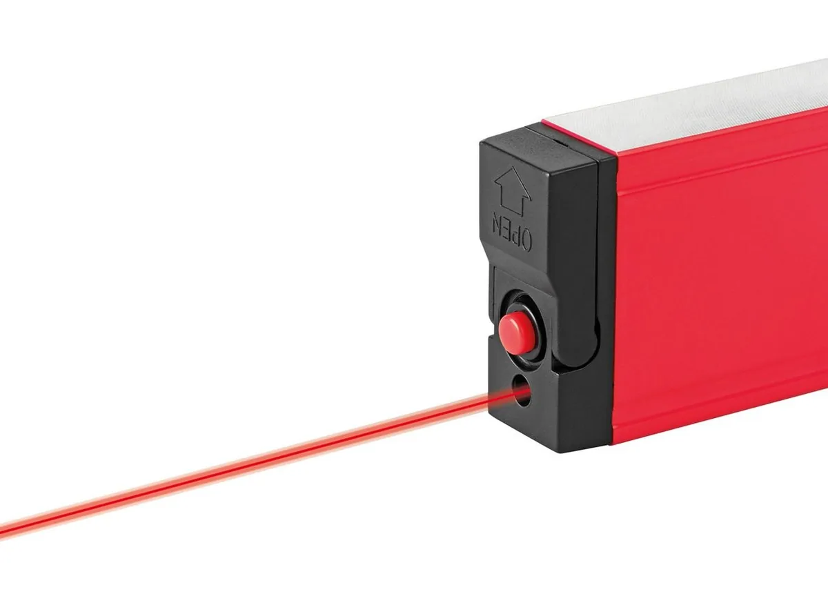 Professional magnetic spirit level, digital, with laser pointer thumbnail 4