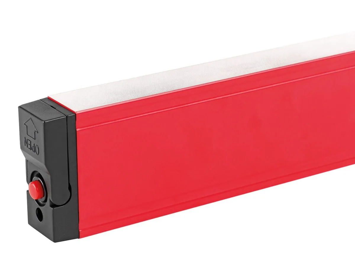 Professional magnetic spirit level, digital, with laser pointer thumbnail 5