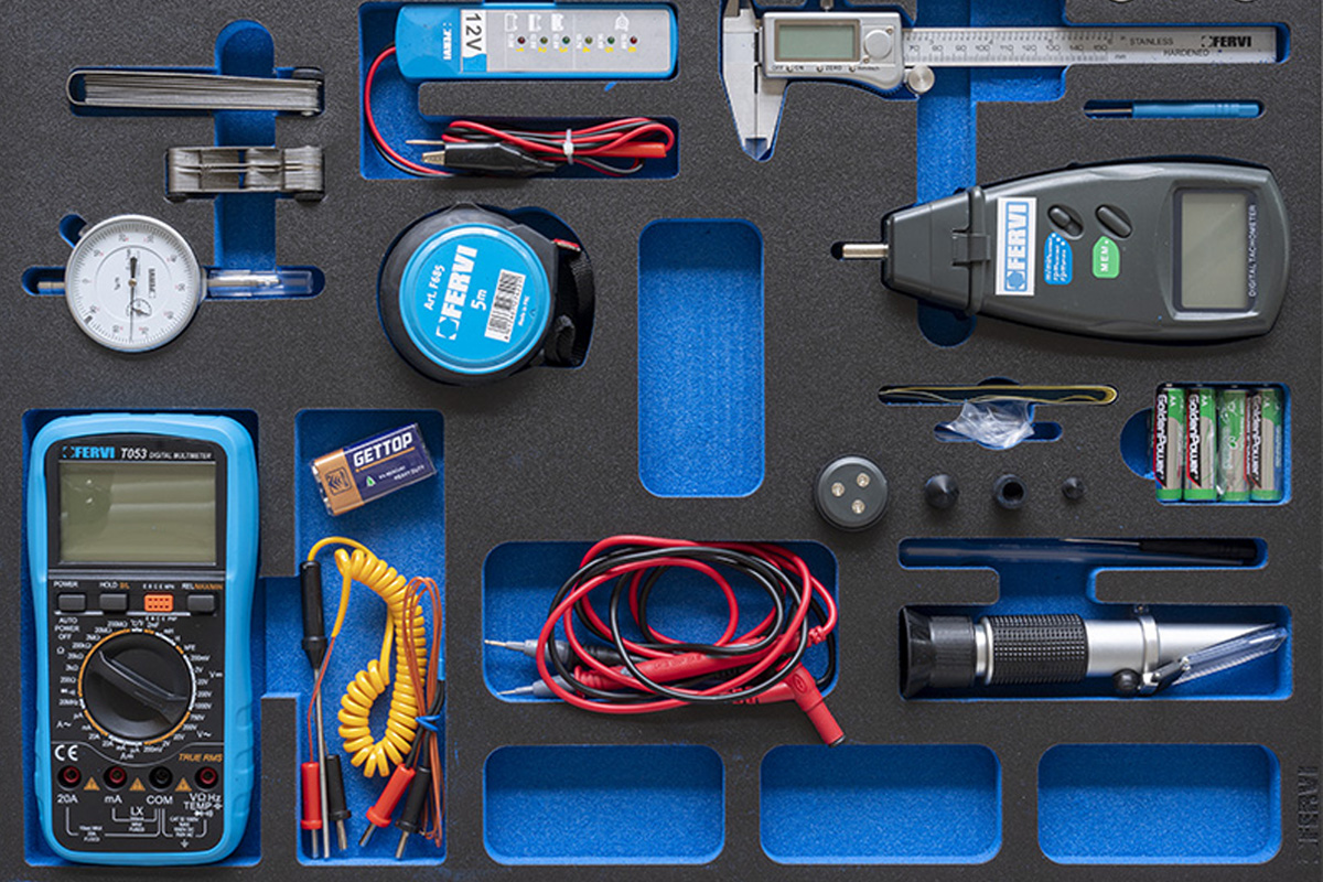 TM01/050 Bộ dụng cụ đo 9 món