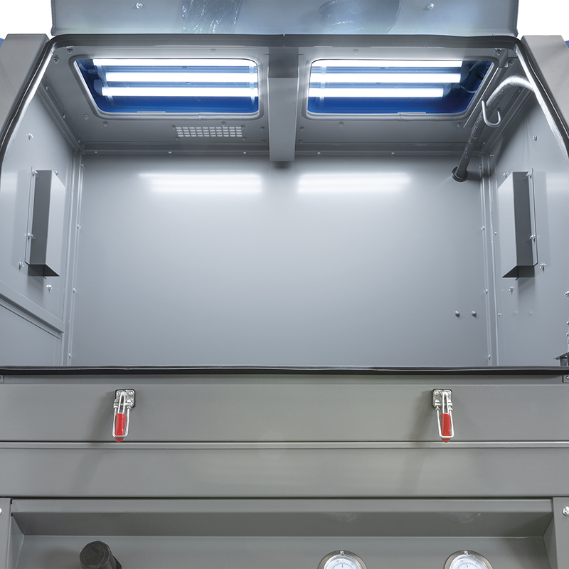 Tủ phun cát áp suất với 2 bộ thu bụi thumbnail 3