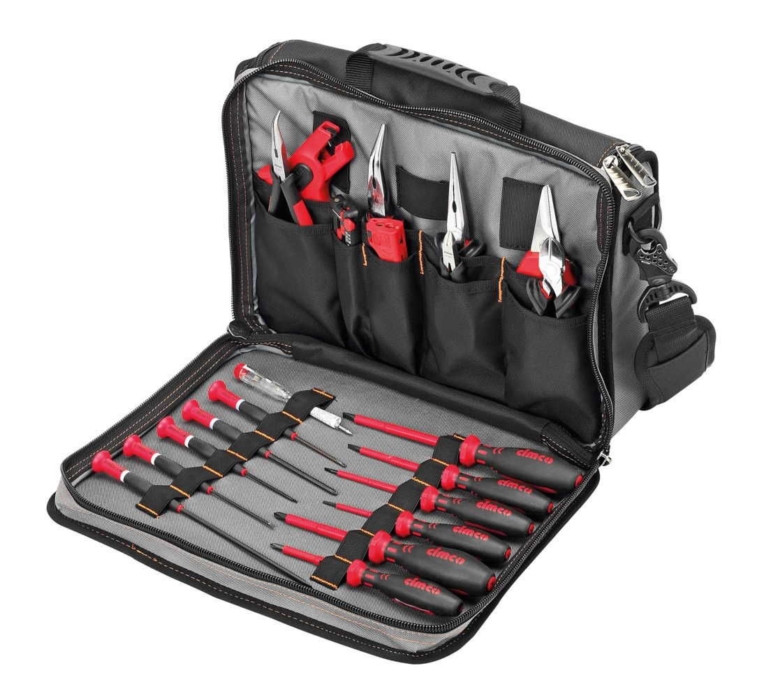 Túi tài liệu và sổ tay trang bị đầy đủ