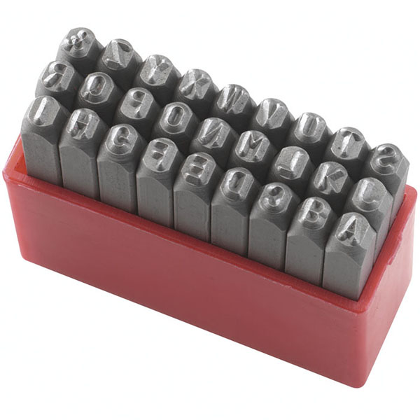 Bộ đục chữ P012L, bao gồm 27 ký tự, độ cứng 58-60HRC