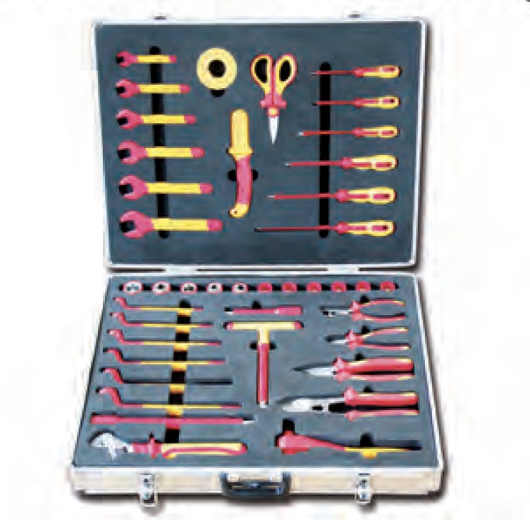 Bộ dụng cụ cách điện TT7504, 41 chi tiết, thương hiệu TITAN