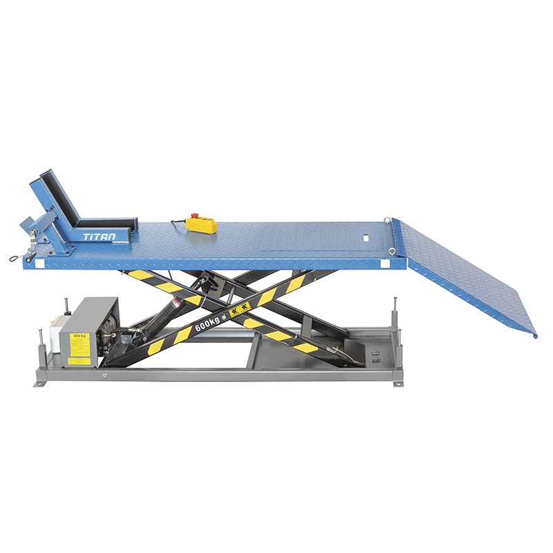 Bàn nâng thủy lực FERVI S027 kiểu cắt kéo dùng sửa xe gắn máy.